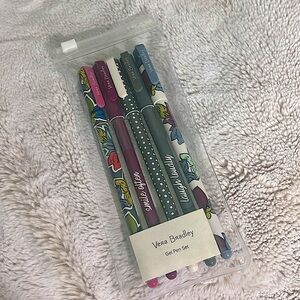 New Vera Bradley gel pen set